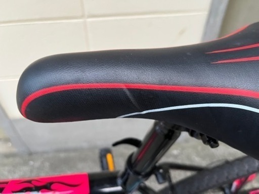 元値の60%オフからさらにお値下げしました！！自転車を自分好みにカスタムしたい方必見！！