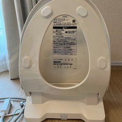 【取引中】美品！使用期間2ヶ月弱　TOTOウォシュレットの画像