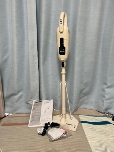 マキタの掃除機　※引っ越しによる不用品です