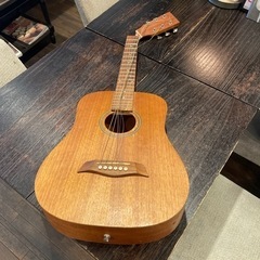 ネックの折れたギターさしあげます。ジャンク品