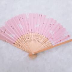 うさぎ柄　ピンクの扇子の画像