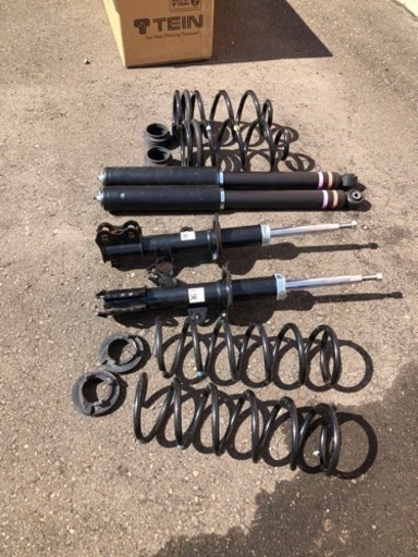 E12ノートe-power nismo s 純正サス・ショック一式
