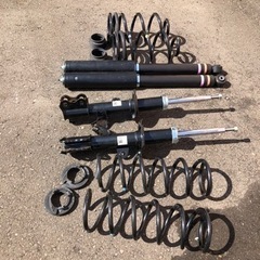 E12ノートe-power nismo s 純正サス・ショック一式