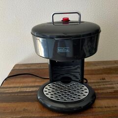 (ドリップ）コーヒーメーカー、２杯のコップ同時に、紙のフィルター...