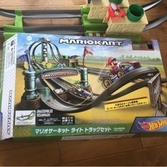 マリオカート　サーキットライトトラックセット ホットウィールの画像