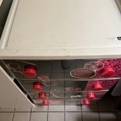 取引中　ハローキティー　収納棚の画像