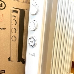デロンギ　ヴェルティカルドオイルヒーター 型式番号　RHJ21F0812の画像