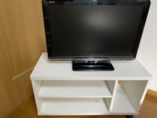 テレビ、テレビ台