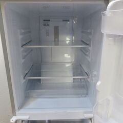 配達設置無料！ SHARP 引っ越しても便利などっちもドア 137L 冷蔵庫 CL37の画像