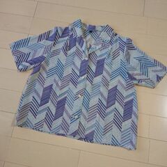 204 レトロ シャツ
