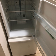 パナソニック冷蔵庫138ℓ、ハイアール洗濯機4.5㎏の画像