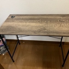テーブル