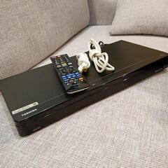 TOSHIBA東芝 REGZA  HDD＆ブルーレイディスクレコーダー　Wチューナー(2番組同時録画可能です)

型名 DBR-W1007     2018年製造
・2番組同時録画 
・内蔵HDD1000GB 
・BD/ DVDドライブ
・430x46x210 mm   2.4 kg
・外付けUSB-HDD対応（最大6TB 4台同時接続可能）
HDDは1TBもあり最高画質で地デジ約129時間 (BSは91時間)12倍録画で約1085時間とたっぷり録画出来ます。

の画像