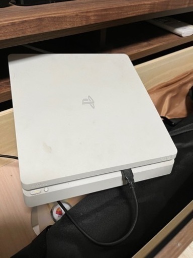 値下げしました！PS4 ホワイト　500GB