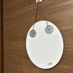 ニトリ　壁掛け鏡　ミラーの画像