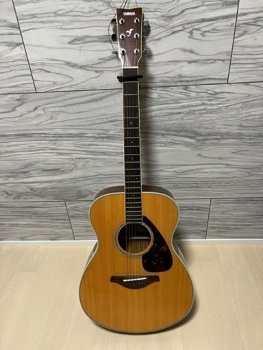 ヤマハ　アコースティックギターfs830