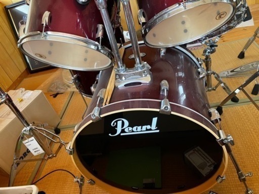 Perlのドラムセット
