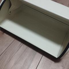 ブレッドケースの画像