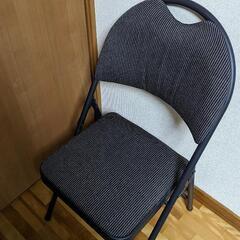 美品折りたたみチェア3つセット　クッション◎　COSTCO