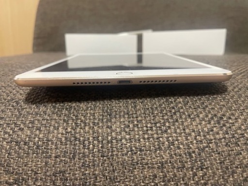 iPadmini第4世代Wi-Fi+Cellular