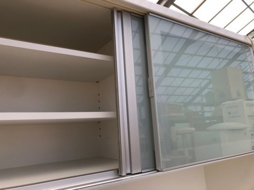 松田家具 キッチンボード 高級家具です❗️横幅140cm奥行50cm高さ200cm