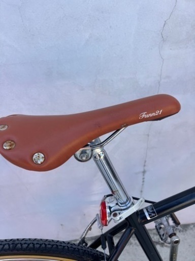 【程度良好】お洒落 FUNN21 クロスバイク (26インチ) 自転車 シティサイクル 本体 シマノ製6段変速