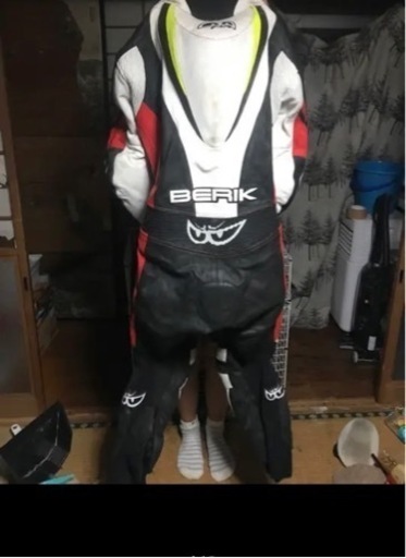 ベリックレーシングツナギ 50