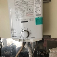 瞬間湯沸かし器　パロマ