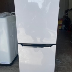 【商談中】2019年製☆Hisense  冷蔵庫（白）　HR-D...
