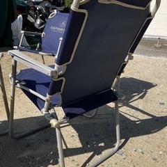 キャプテンスタッグ折りたたみチェア4つの画像