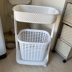 洗濯　カゴ　洗濯置き