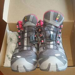 【SALOMON】XA PRO 3D ULTRA 24㎝　登山に