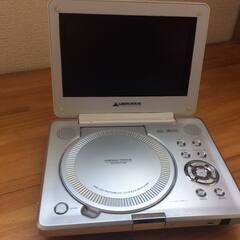 グリーンハウスのポータブルDVDプレイヤー