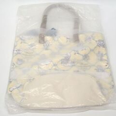ビニール未開封品 ふしぎの国のアリス 総柄トートバッグ 32.5×29 パステルイエロー アフタヌーンティー×ディズニーコレクション 未使用 カワイイ ☆ PayPay(ペイペイ)決済可能 ☆ 札幌市 豊平区 平岸の画像