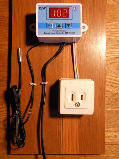 サーモスタット　AC 110V　温度コントローラー　LEDディスプレイ　-50℃〜110℃、1メートルNTC防水プローブセンサー温度コントローラー