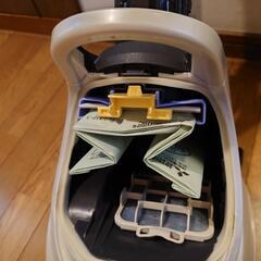 三菱掃除機紙パック式の画像