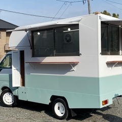 移動販売車　キッチンカーフードトラック新品の画像