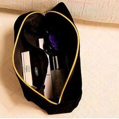 YSL　刺繍ふわふわポーチ　の画像