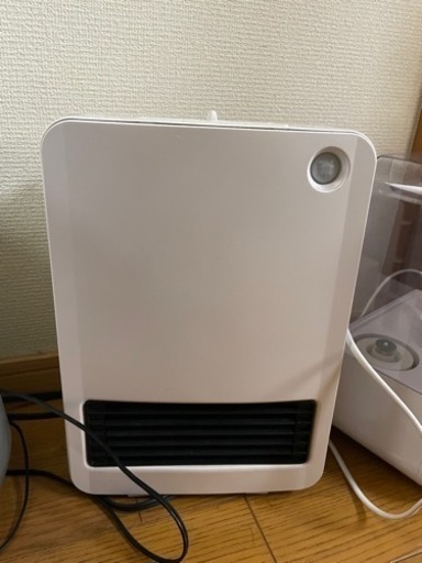 アイリスオーヤマ　セラミックファンヒーター