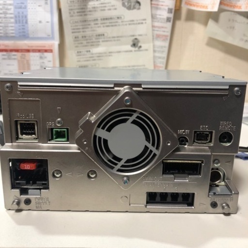 パイオニア　Pioneer カロッツエリア楽ナビ AVIC-MRZ09