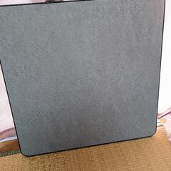 こたつテーブルの画像