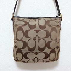 COACH コーチ　シグネチャー　ショルダーバッグ　F21905 ベージュ / ブラウン　斜めがけショルダーバッグ　正規品の画像