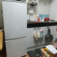 引越しの為、冷蔵庫を無料で差し上げます。