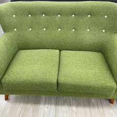 グリーンの二人掛けソファのご紹介！（トレファク寝屋川）