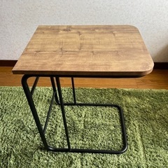 【取引済】なにげに便利なローテーブル