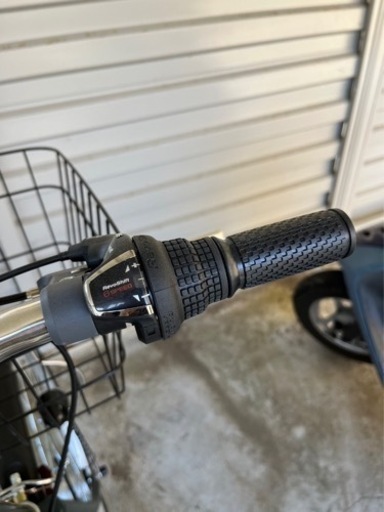 自転車 27インチ 一度だけ使用したほぼ新品 ママチャリ
