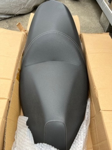 値下げしました。マジェスティs 28 純正パーツ