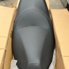 値下げしました。マジェスティs 28 純正パーツ
