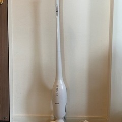 アイリスオーヤマ　充電式掃除機　ラクティ　IC-SDC2-W