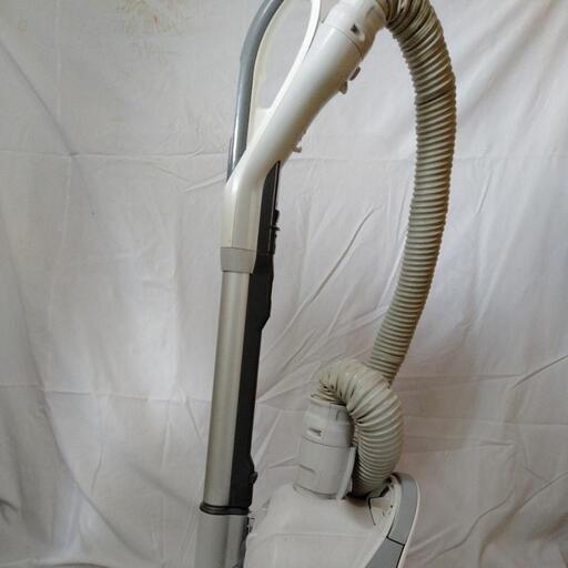 【T2】●Panasonic パナ 電気掃除機 MC-P90W 2009年製